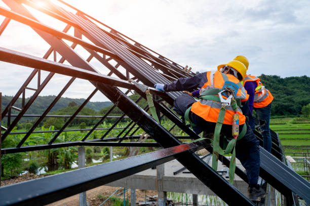 Best Commercial Roofing Services  in Centralia, WA